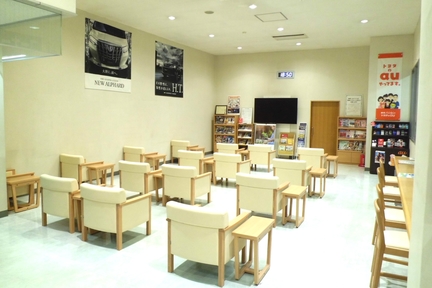 高崎並榎店ラウンジ