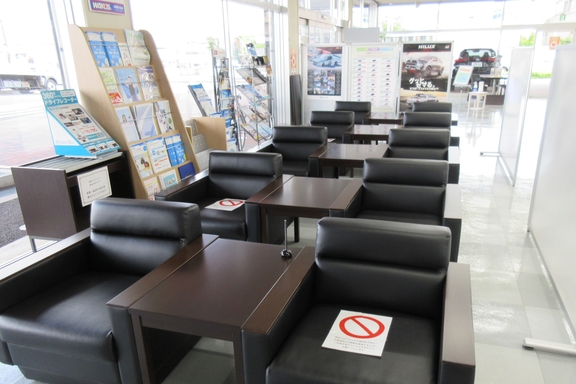 群馬トヨペット高崎上大類店_待合