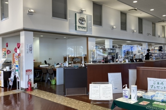 群馬トヨペット桐生駅前店_内観1
