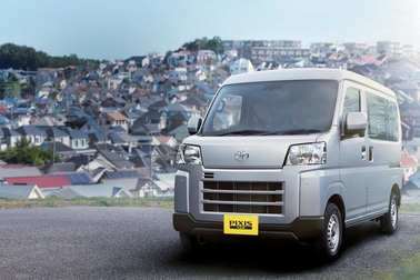 デラックス(2WD CVT)