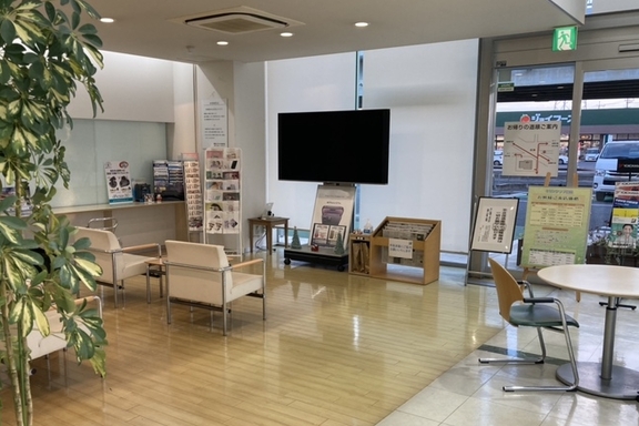 群馬トヨペット高崎佐野店_待合