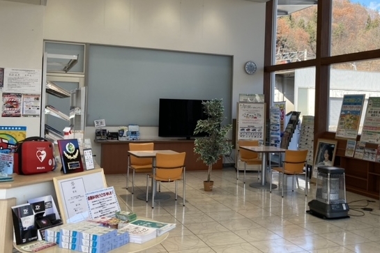 群馬トヨペット長野原羽根尾店_待合