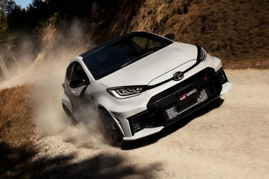 RZ“High performance”［GR-DAT（8AT・4WD）］